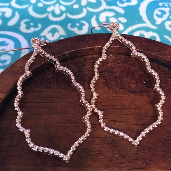 HP! NEW!💙💎ROSE💗GOLD💛EARRINGS BUNDLE!💎💙ALL 4! - Picture 5 of 8